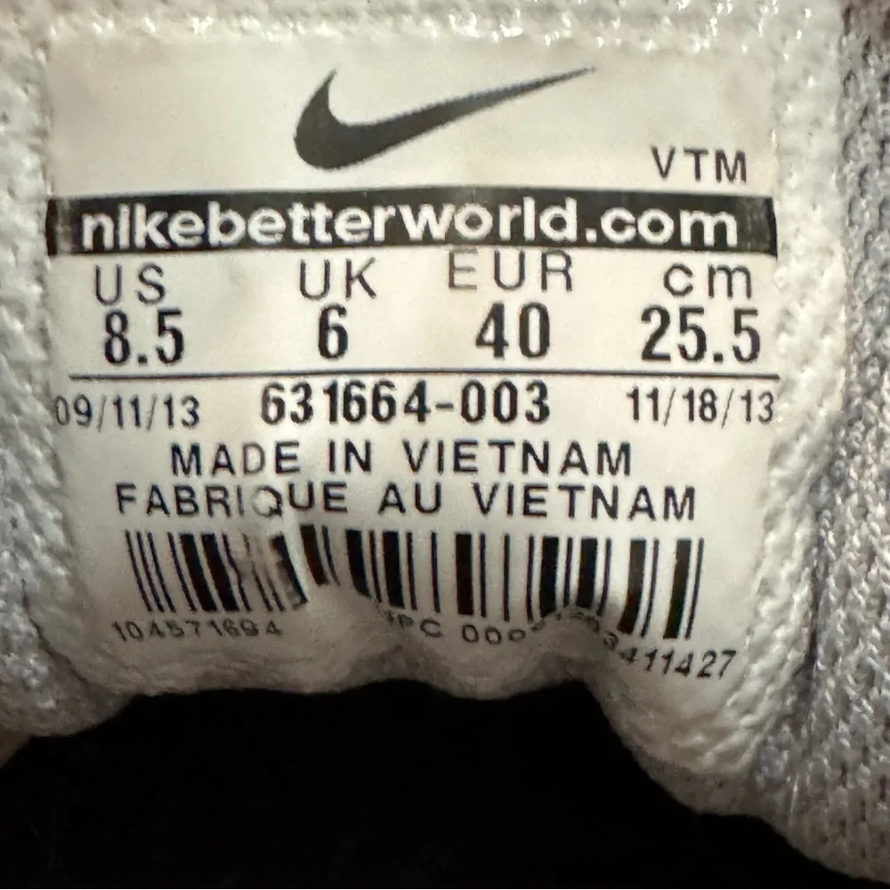 Nike Air Max Sneakers Women 8.5 Run Lite 5 Running Shoes Gray Trainer 631664-003